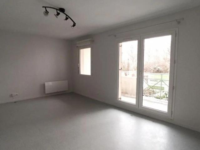 Appartement à louer 1 pièce 33.47m²