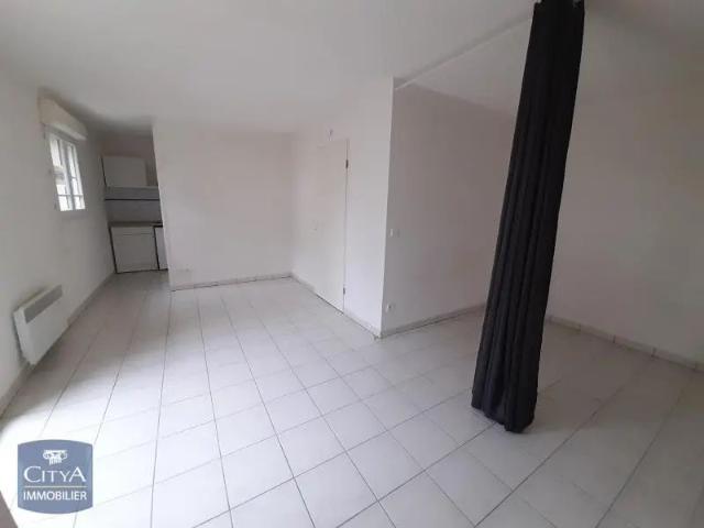 Appartement à louer 1 pièce 34.35m²