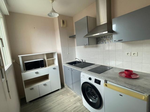Appartement à louer 1 pièce 34 m