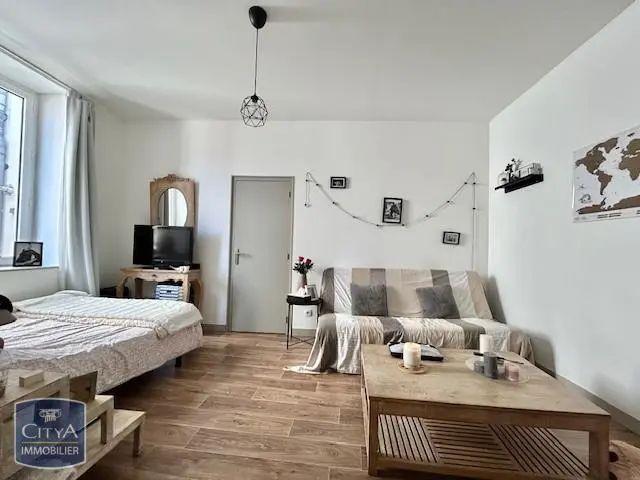 Appartement à louer 1 pièce 34m²