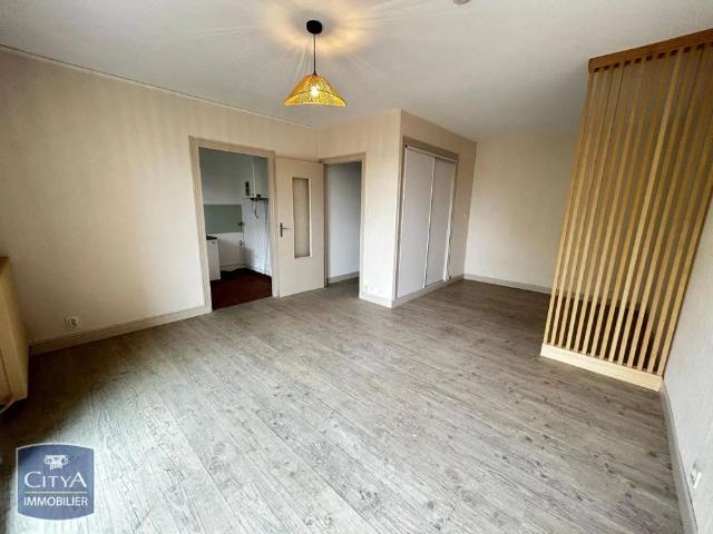 Appartement à louer 1 pièce 35.87m²