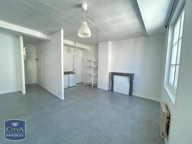 Appartement à louer 1 pièce 36.6m²