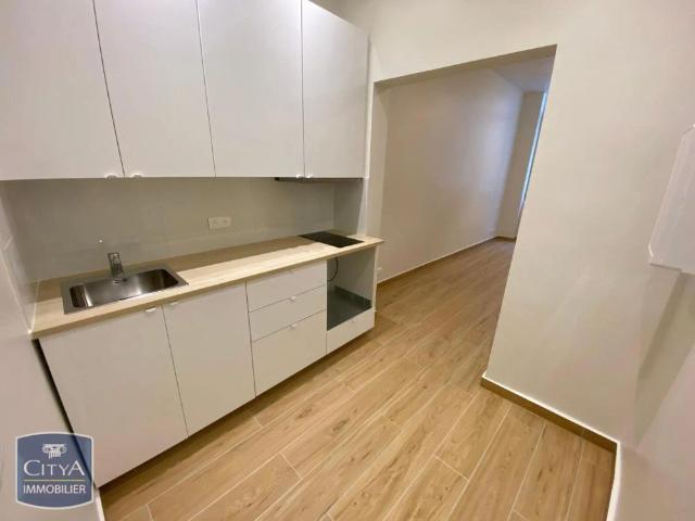 Appartement à louer 1 pièce 36.8m²