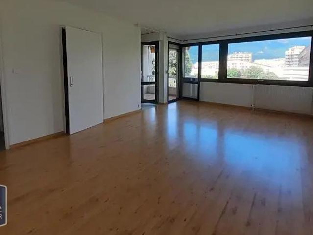 Appartement à louer 1 pièce 37.36m²