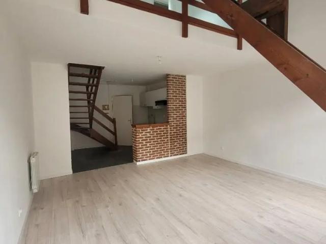 Appartement à louer 1 pièce 37.48m²