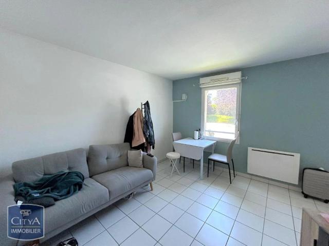 Appartement à louer 1 pièce 37.87m²