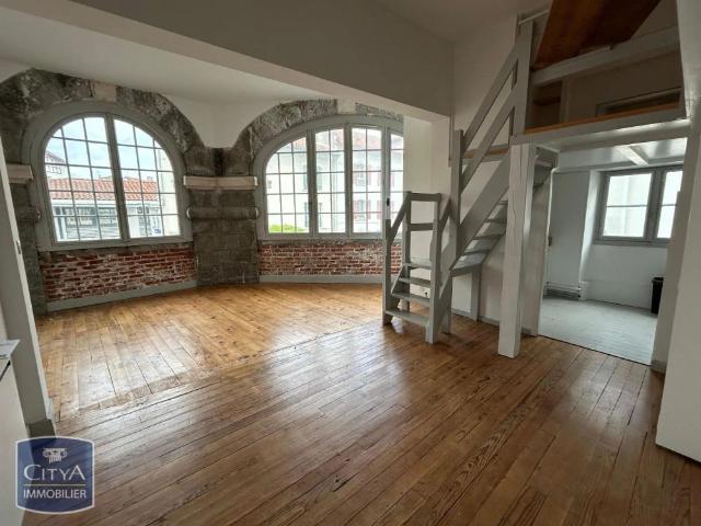 Appartement à louer 1 pièce 37m²