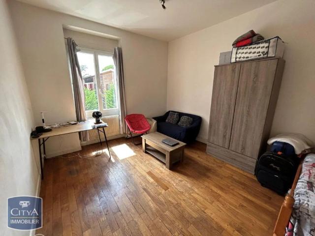 Appartement à louer 1 pièce 38.02m²