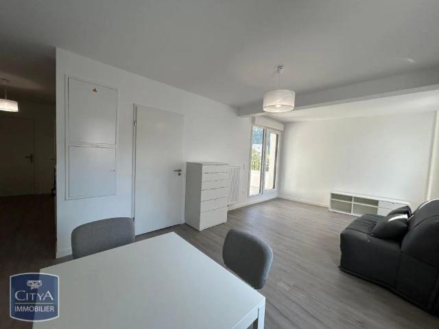 Appartement à louer 1 pièce 39.04m²