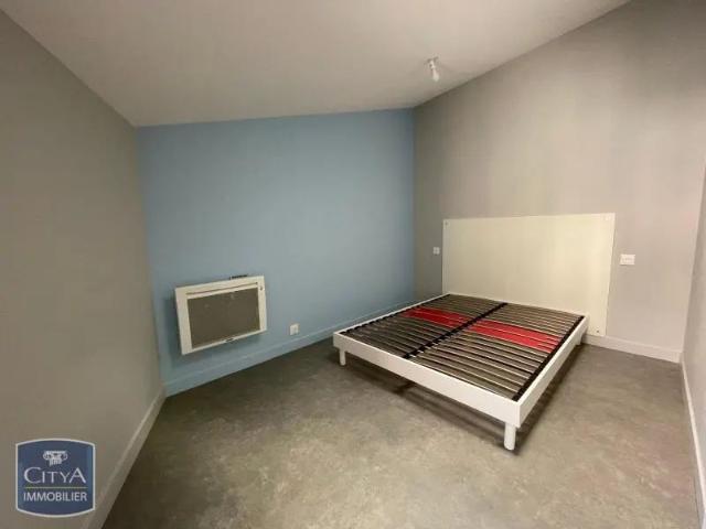 Appartement à louer 1 pièce 43m²
