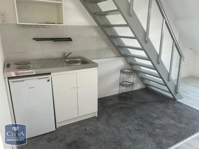 Appartement à louer 1 pièce 45.73m²