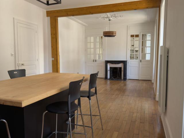 Appartement à louer 1 pièce 53 m