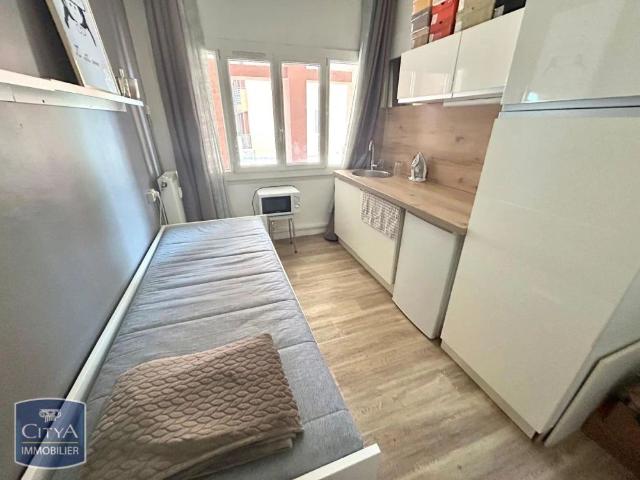 Appartement à louer 1 pièce 9.4m²