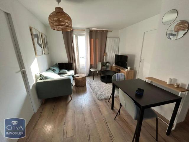 Appartement à louer 1 pièce 9.5m²