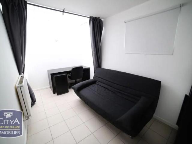 Appartement à louer 1 pièce 9.76m²