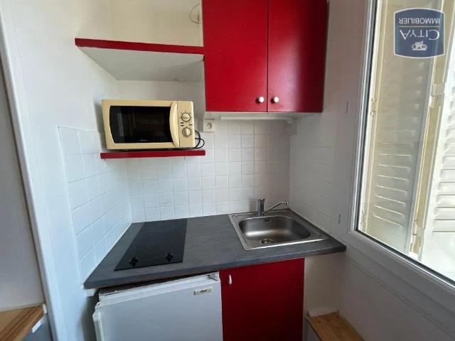 Appartement à louer 1 pièce 9.2m²