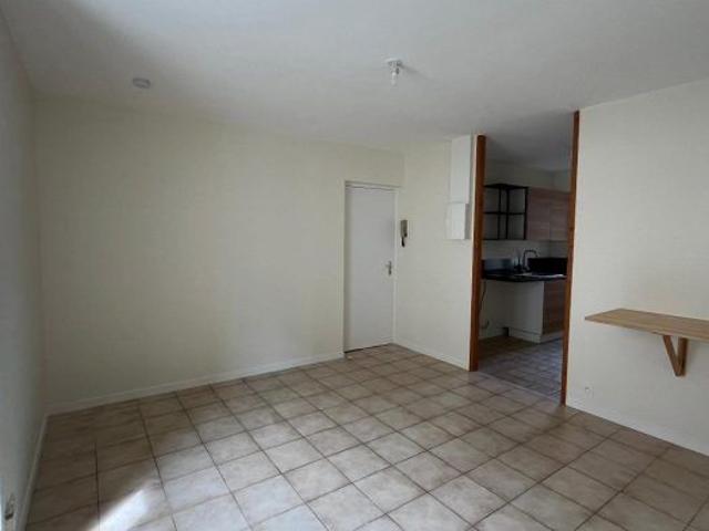 Appartement à louer, 1 pièce Angers 49000