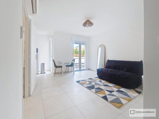 Appartement à louer, 1 pièce Ajaccio 20090