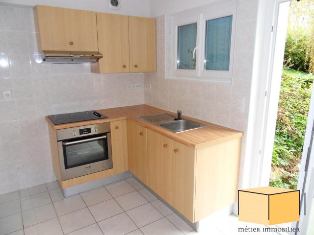 Appartement à louer, 1 pièce Belley 01300