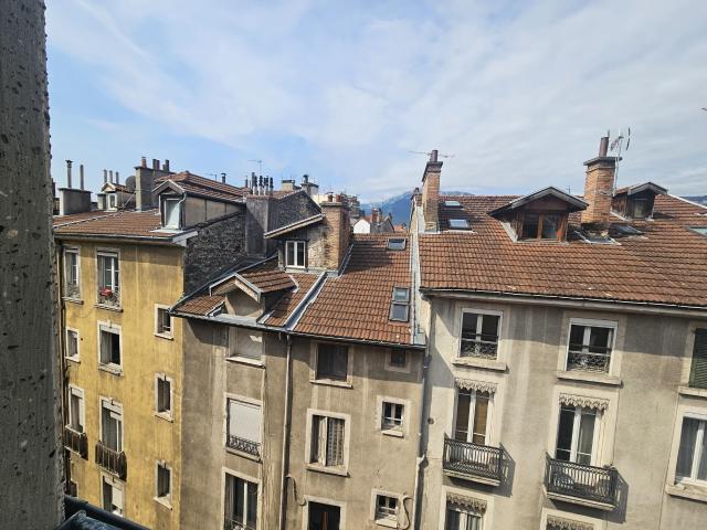 Appartement à louer, 1 pièce Grenoble 38000