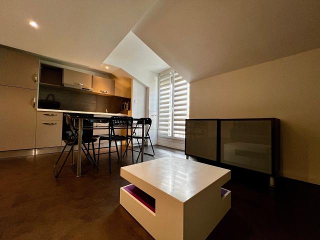Appartement à louer, 1 pièce Grenoble 38000