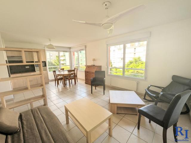 Appartement à louer, 1 pièce Grenoble 38100