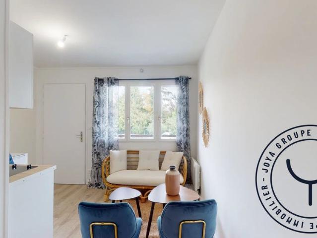 Appartement à louer, 1 pièce Sainte Savine 10300