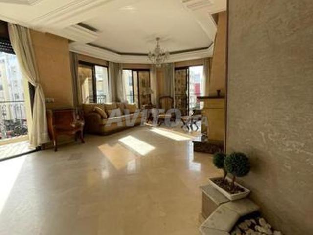 Appartement à louer 242 m² à Casablanca