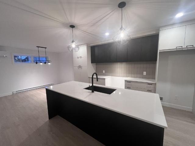 Appartement à Louer 244 rue Mayrand, Saint Jean sur Richelieu 20 photos | Logis Québec