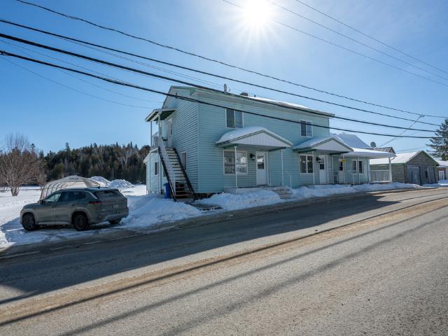 Appartement à Louer 2452 chemin d'Entrelacs, Entrelacs 22 photos | Logis Québec