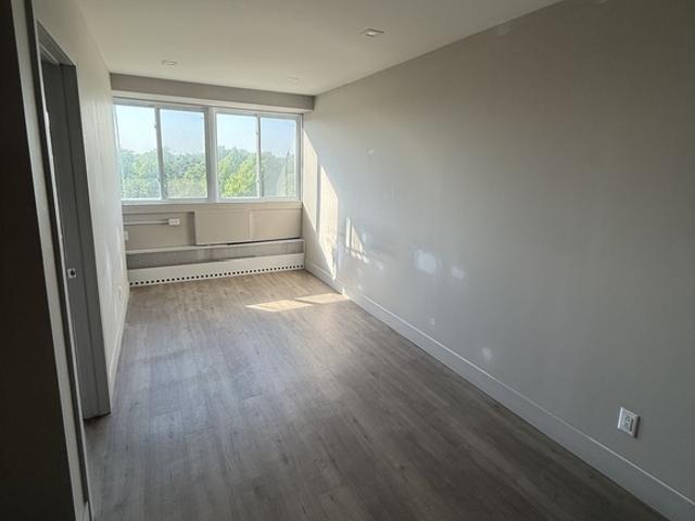 Appartement à Louer 2555 Benny, Côte des Neiges/Notre Dame de Grâce Montréal 9 photos | Logis Québec