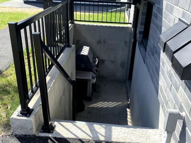 Appartement à Louer 256 boulevard d'Amsterdam, Aylmer Gatineau 12 photos | Logis Québec