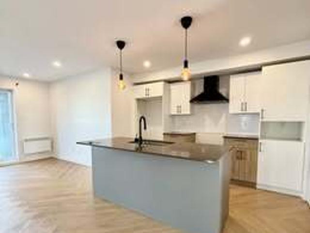 Appartement à Louer 26 Chapleau, Terrebonne Terrebonne 8 photos | Logis Québec