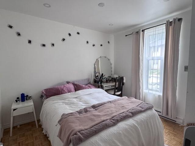 Appartement à Louer 2713 Rue Grand Trunk, Le Sud Ouest Montréal 10 photos | Logis Québec
