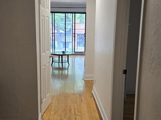 Appartement à Louer 2750 BARCLAY, Côte des Neiges/Notre Dame de Grâce Montréal 10 photos | Logis Québec