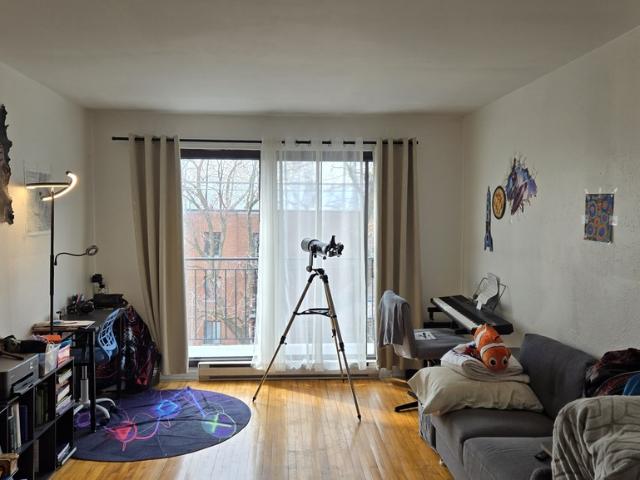 Appartement à Louer 2750 Barclay, Côte des Neiges/Notre Dame de Grâce Montréal 4 photos | Logis Québec