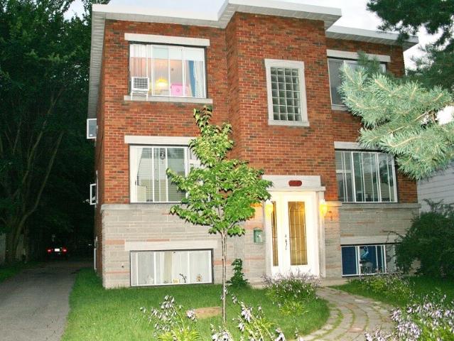Appartement à Louer 290 Rue De Normandie, Le Vieux Longueuil Longueuil 13 photos | Logis Québec