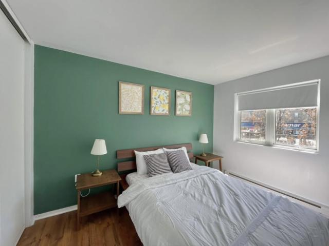 Appartement à Louer 2000 rue St Timothée, Ville Marie Centre Ville, Vieux Montréal 9 photos | Logis Québec