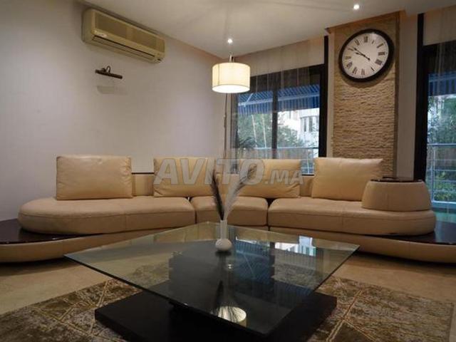Appartement à louer 200 m² à Rabat