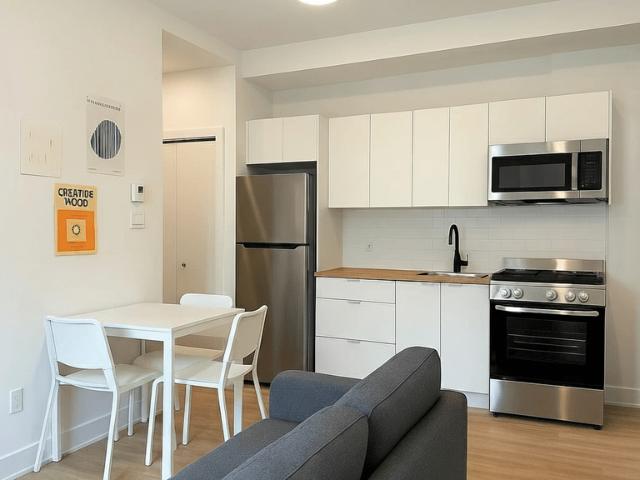 Appartement à Louer 2023 Rue Gauthier, Montréal, Mont Royal 5 photos | Logis Québec