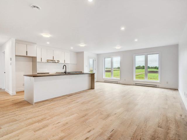 Appartement à Louer 2055 Chemin Ridge Huntingdon, Huntingdon 8 photos | Logis Québec
