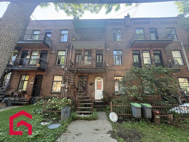 Appartement à Louer 2124,Rue Hall, Le Sud Ouest Montréal 17 photos | Logis Québec