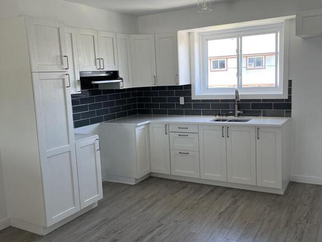 Appartement à Louer 216 mont bleu, Hull Gatineau 3 photos | Logis Québec