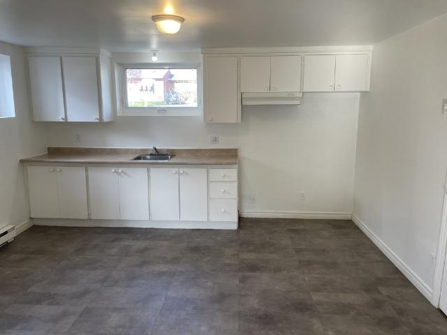 Appartement à Louer 219 chemin beausejour, Rimouski 8 photos | Logis Québec