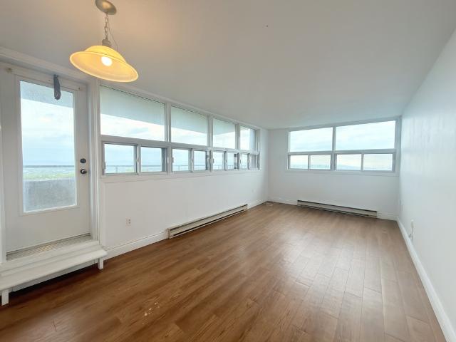 Appartement à Louer 2200 chapdelaine, Sainte Foy/Sillery/Cap Rouge Québec 10 photos | Logis Québec