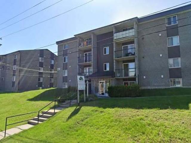 Appartement à Louer 222 Rue Calixa Lavallée, Magog 11 photos | Logis Québec