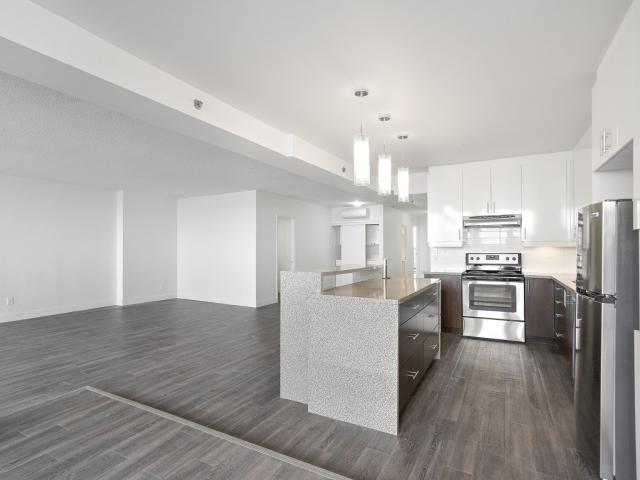 Appartement à Louer 2250 Rue Guy, Montréal 3 photos | Logis Québec