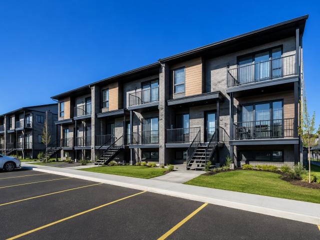 Appartement à Louer 226 Boulevard D'amsterdam, Aylmer Gatineau 29 photos | Logis Québec