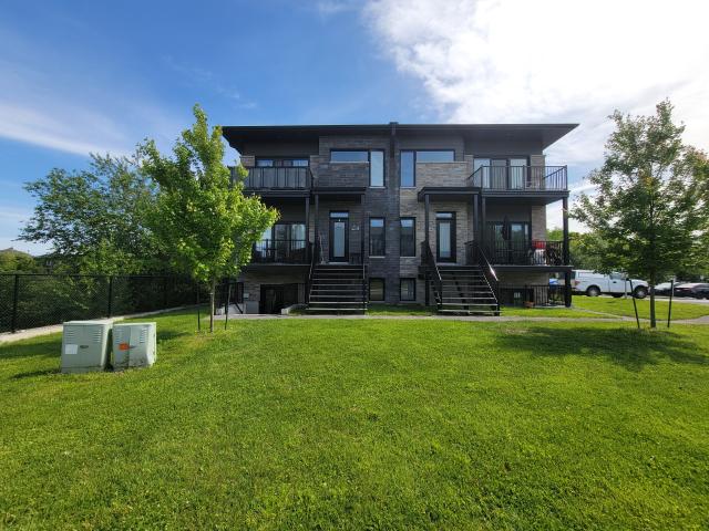 Appartement à Louer 226 Rue De La Frégate, Gatineau Gatineau 14 photos | Logis Québec