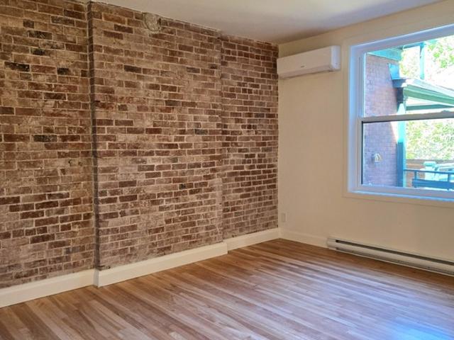Appartement à Louer 233 ball, Mont Bellevue Sherbrooke 17 photos | Logis Québec